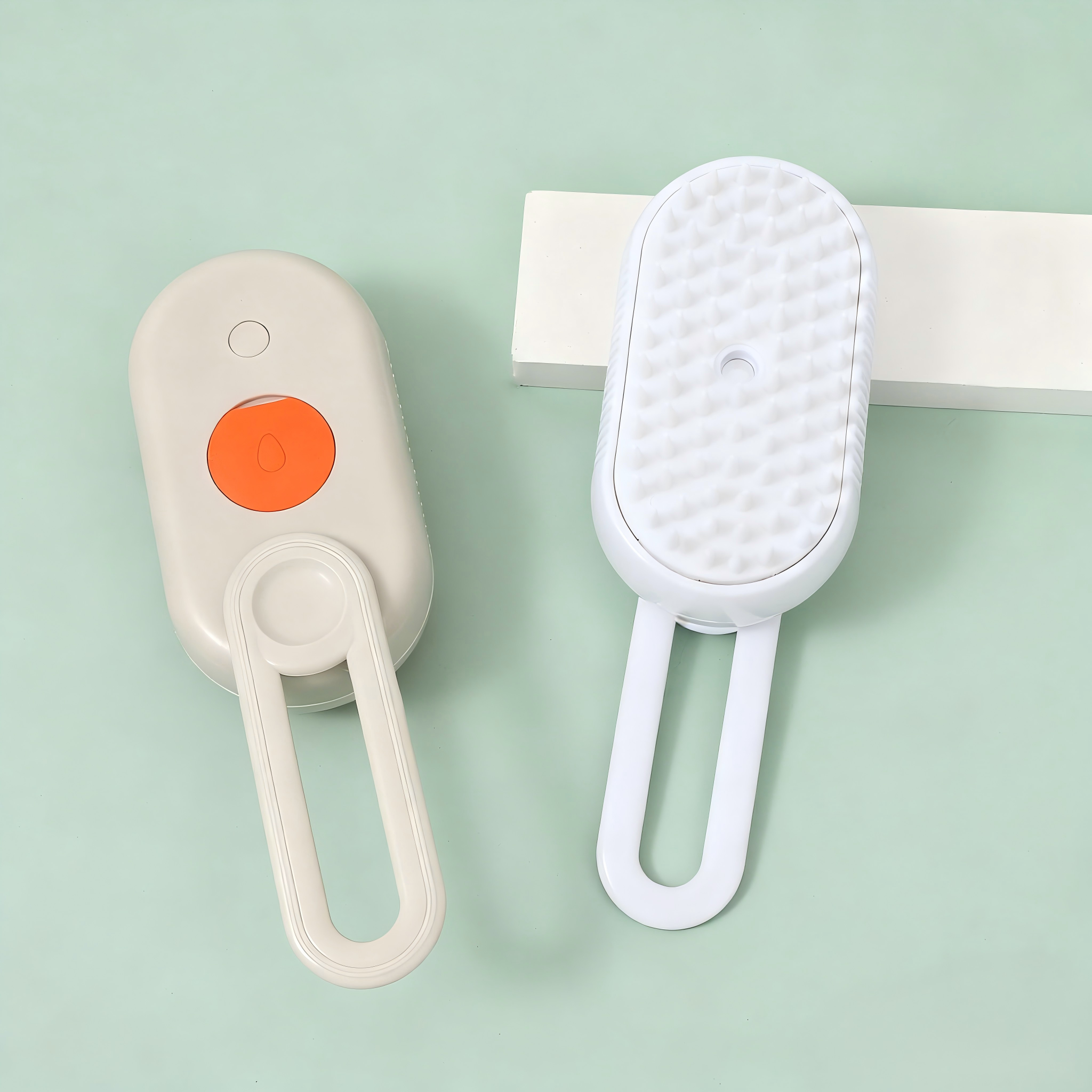 cepillo de gato y perro a vapor